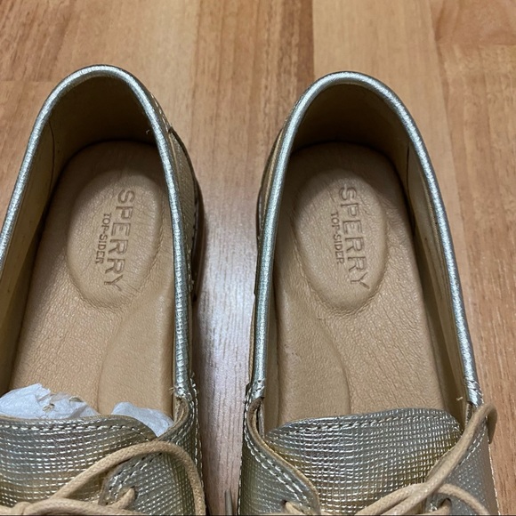NIB Sperry Seaport Boat Shoes - Picture 4 of 16